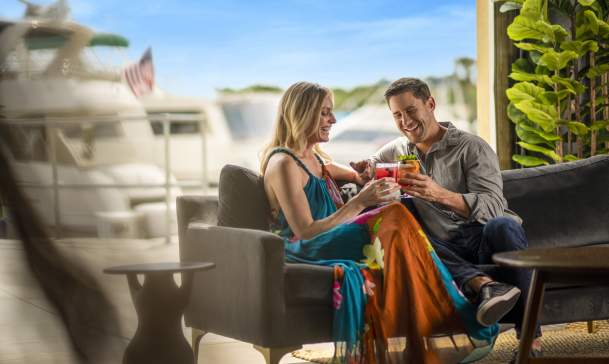 Couple at Mama Foo Foo - HHI