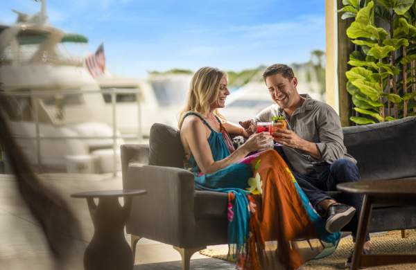 Couple at Mama Foo Foo - HHI
