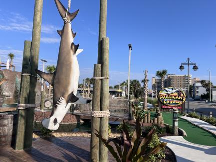 Mulligan's Putt Putt