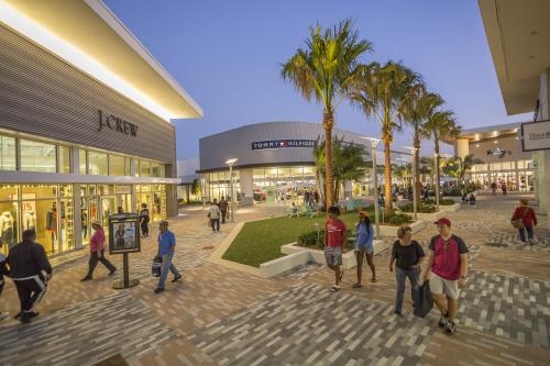 Tanger Outlets Tomoka Town Center Dining Shopping and Entertainment
