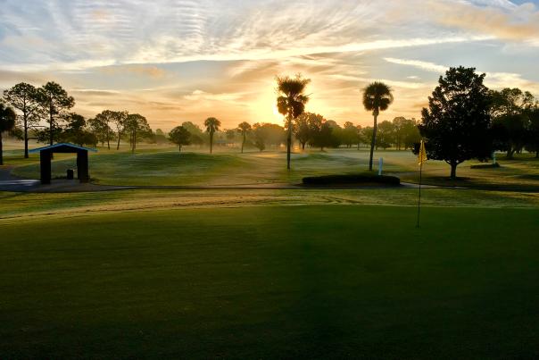 Riviera Country Club