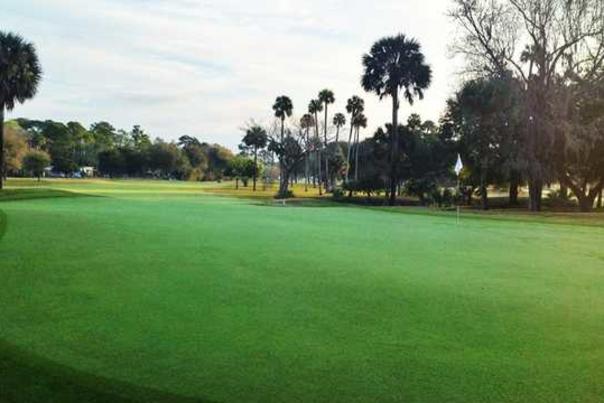 Riviera Country Club