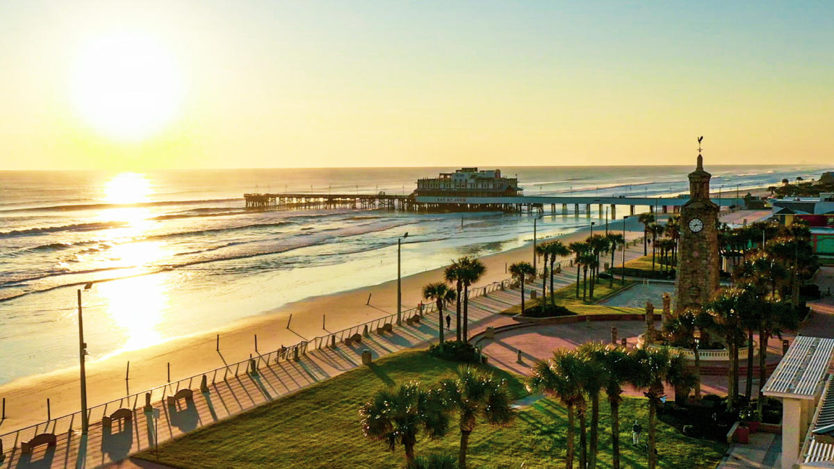 Daytona Beach Boardwalk & Pier | Family-Friendly Activities