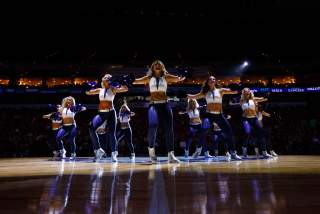 Catch Des Moines - Iowa Wolves Dancers