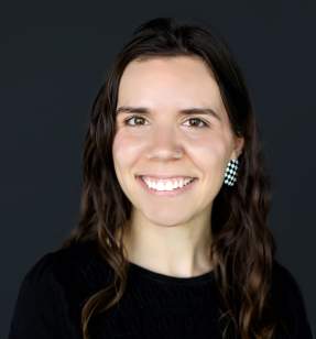 Jenna Gross - Headshot