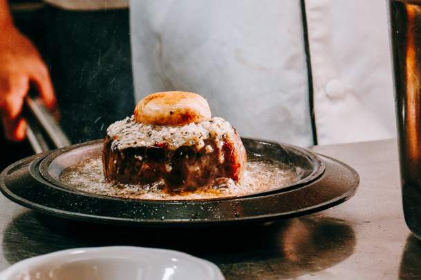 Catch Des Moines - Tursi's Latin King Steak de Burgo