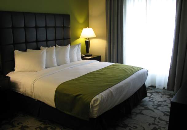 Prairie Meadows Hotel Guestroom
