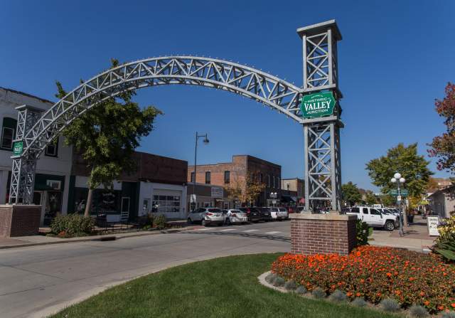 Catch Des Moines Historic Valley Junction