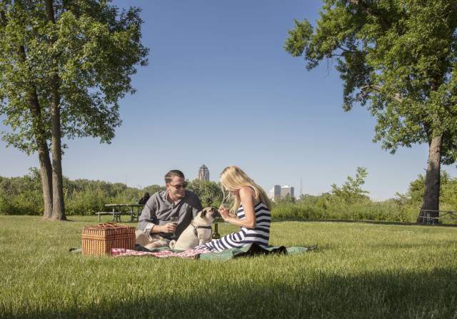 Catch Des Moines - Grays Lake