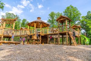 Treehouse Village