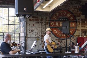 Uptown Garage - Ankeny