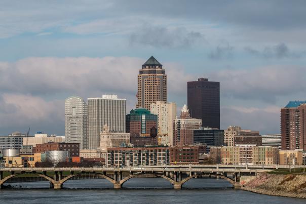 Catch Des Moines - Downtown Des Moines Skyline
