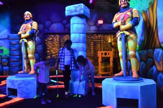 Labor Day UNLIMITED Attractions Wristband