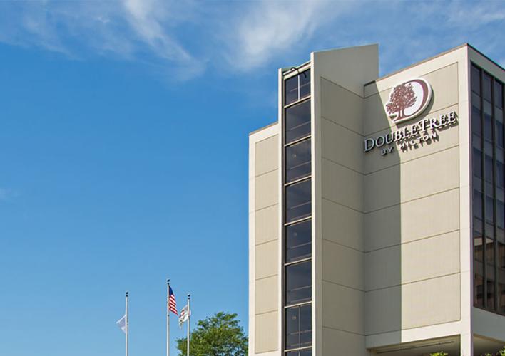 DoubleTree_OakBrook_Hero.jpg