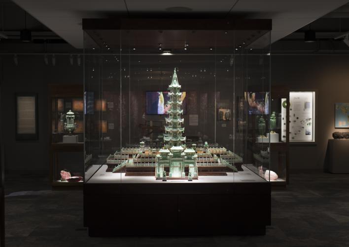 The Alter of the Green Jade Pagoda