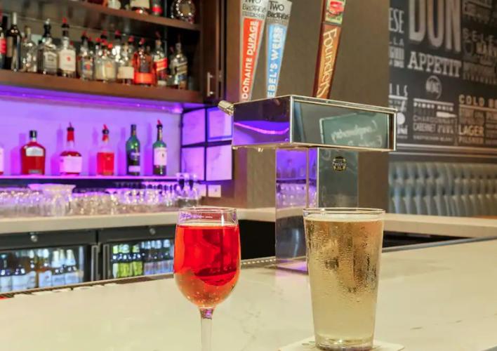 Bar 3