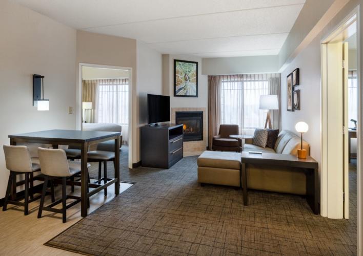 Suite 2