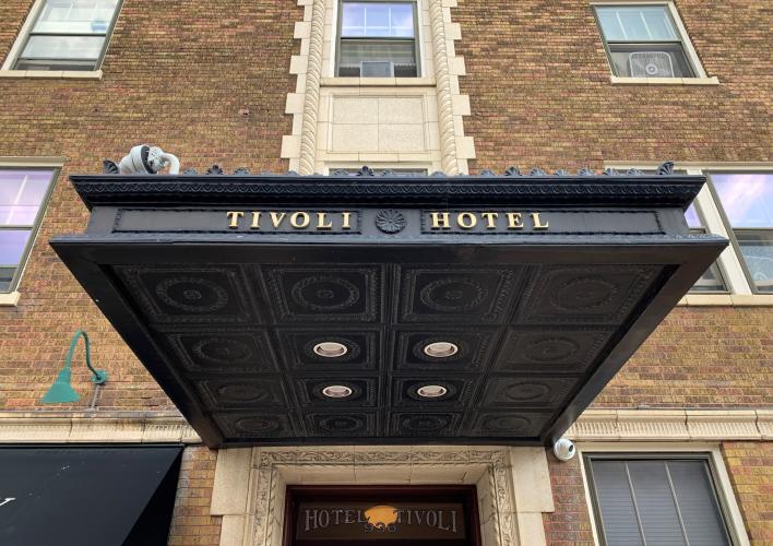 Tivoli Hotel
