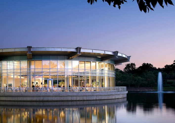 Sunset Lakeview Conservatory