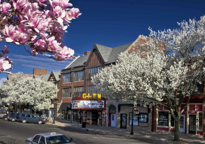 crecent boulevard 2011 05980.jpg