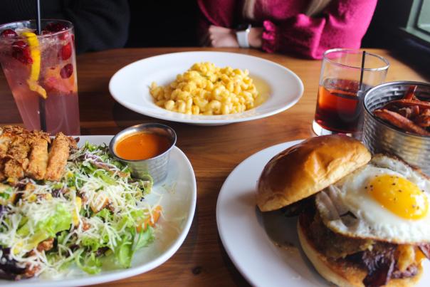 Driftwood Grille food