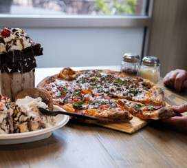 South Mountain Ice Cream Shop & Pizza