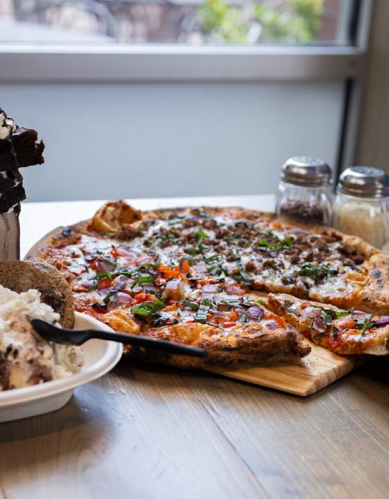 South Mountain Ice Cream Shop & Pizza