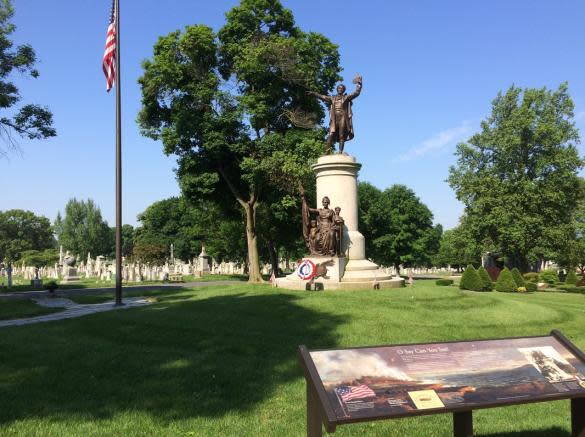 Francis Scott Key Monument in Mt. Olivet Cemetery | Frederick, MD