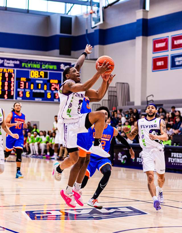 Flying Cows Basketball 1