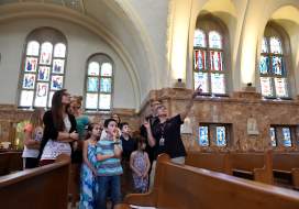 Group touring the National Shrine of Elizabeth Ann Seton