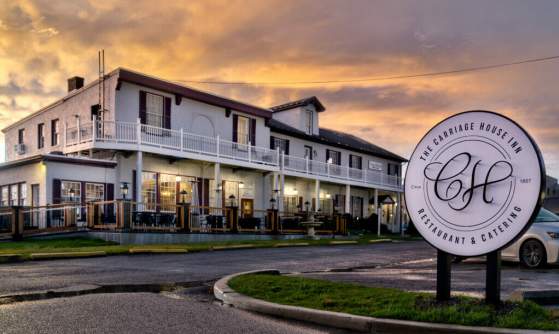 Carriage House Inn