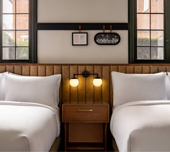 tx-wasfx-executive-2-queen-beds-35495_Classic-Hor_ukvjzu