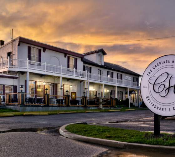 Carriage House Inn
