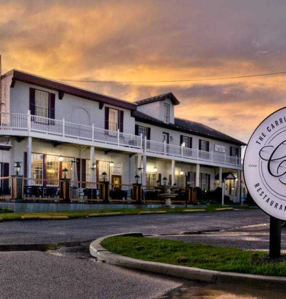 Carriage House Inn