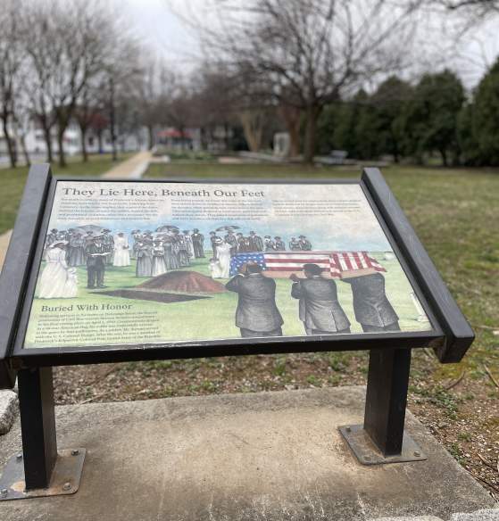Wayside marker at the Laboring Sons Memorial Ground