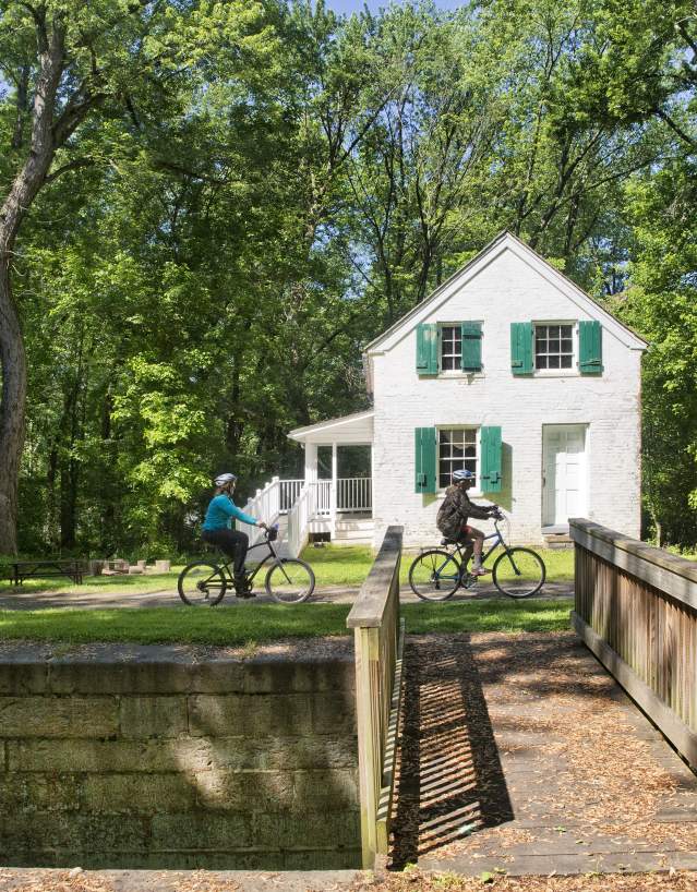 C O Canal Lockhouse 28