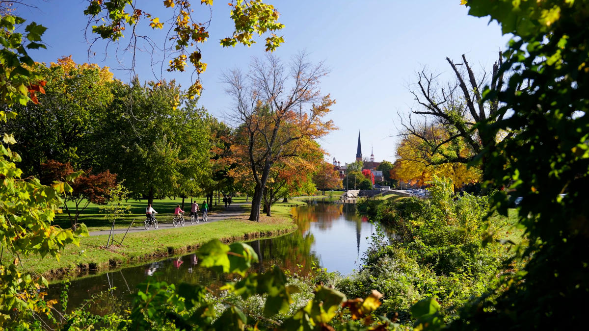 Bike trail through Baker Park in Frederick in the Fall