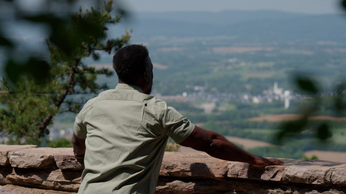 Hiking at Middletown Valley overlook at Gambrill State Park