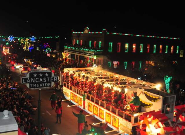 Parade of Lights Reserved Seating and Dinner