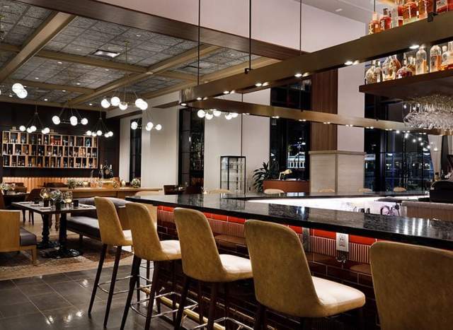 ‘Texas Tini’ Pop-Up Martini Bar and Martini Butler