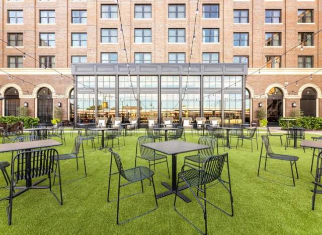 Adult Easter Egg Hunt at Hotel Vin