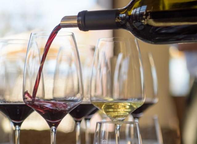 Meet The Maker Wine Dinner: A. Rafanelli Winery at Hotel Vin