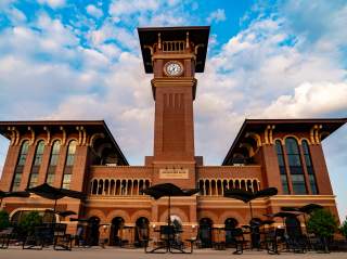 Grapevine Main Station