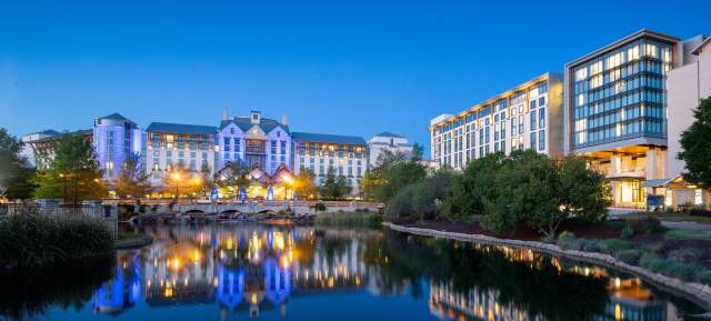 Gaylord Texan Vineyard Tower