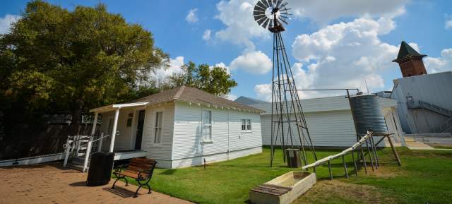 Settlement to City Museum in Grapevine, Texas