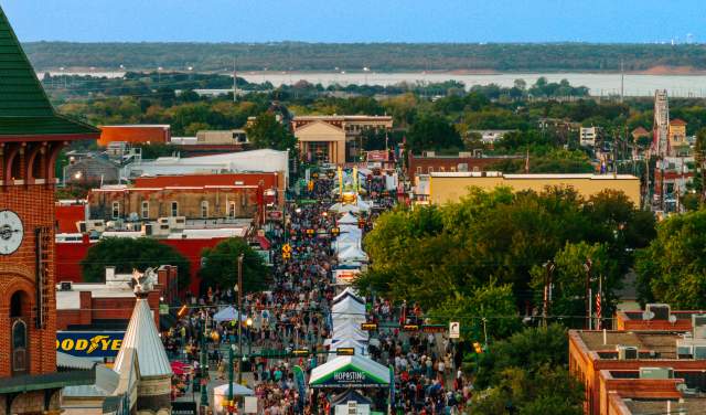 GrapeFest Main Street