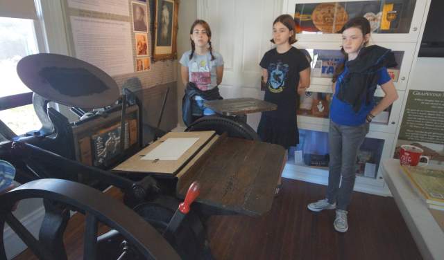 Working printing press at Settlement to City Museums in Grapevine, Texas