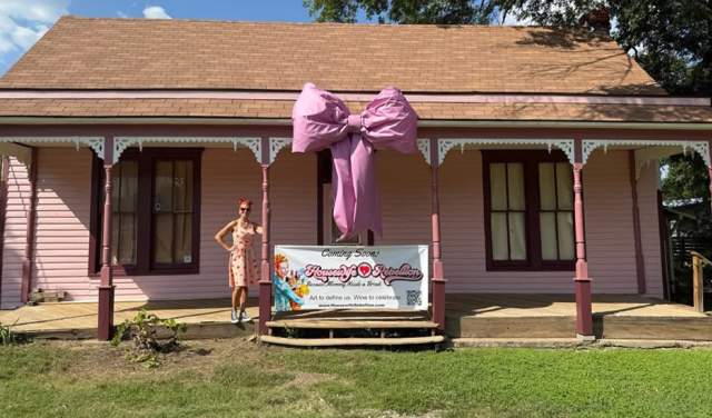 View of Housewife Rebellion winery tasting room in Grapevine, Texas