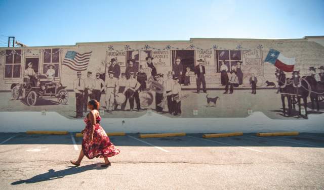 Mural in Grapevine, Texas