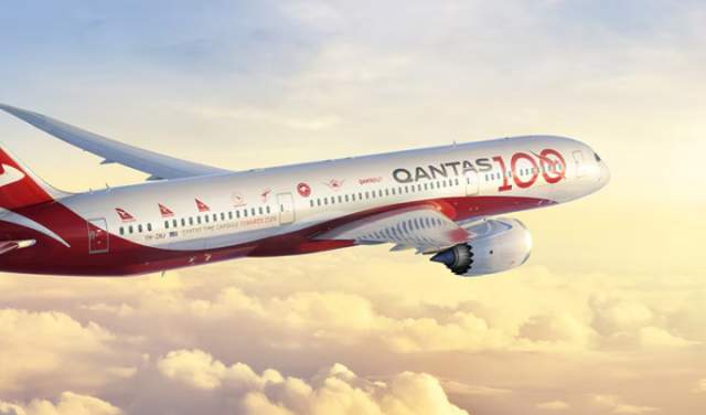 Qantas Airplane in flight